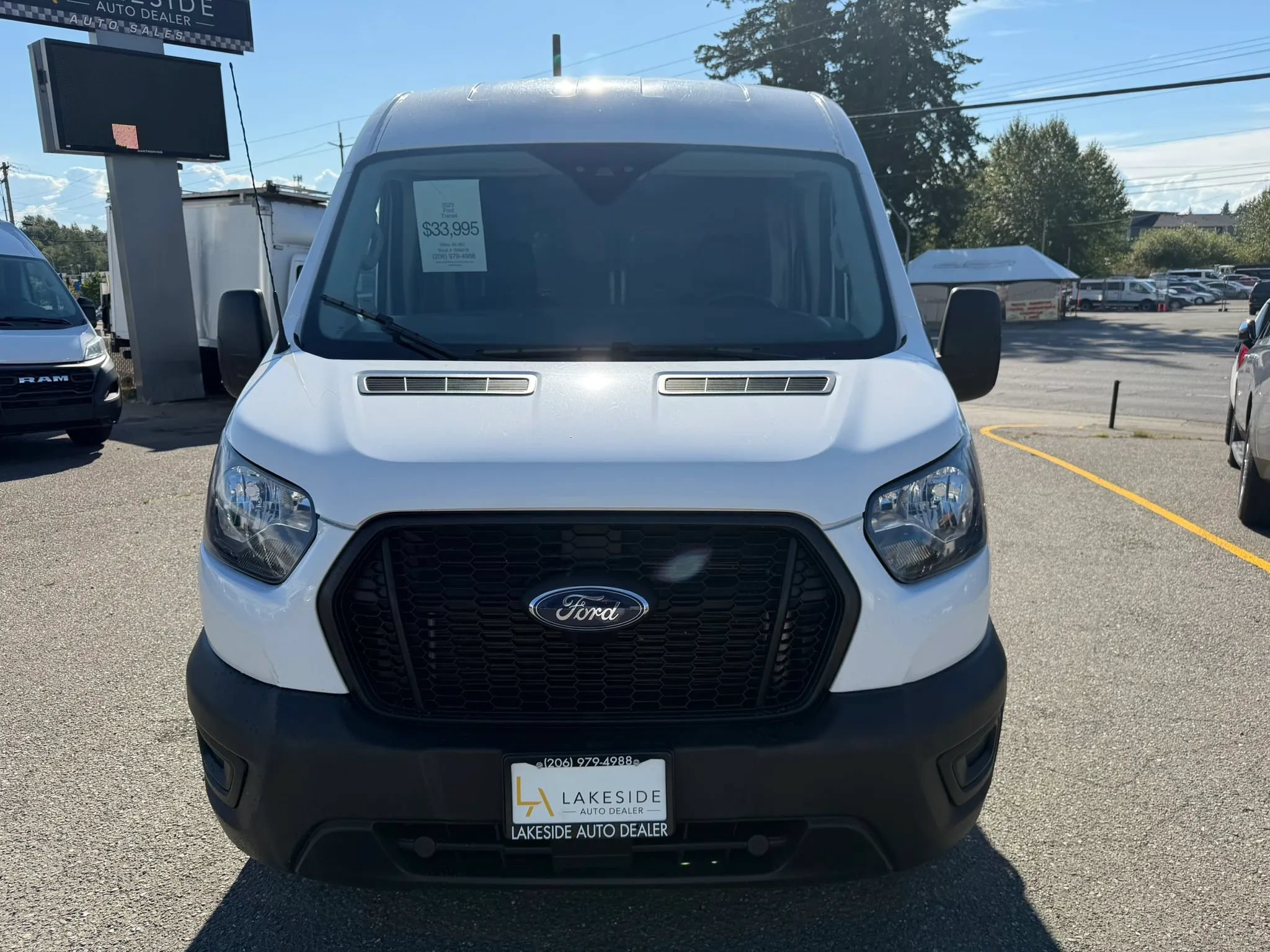 Used 2023 Ford Transit 250 Medium Roof RWD image 2