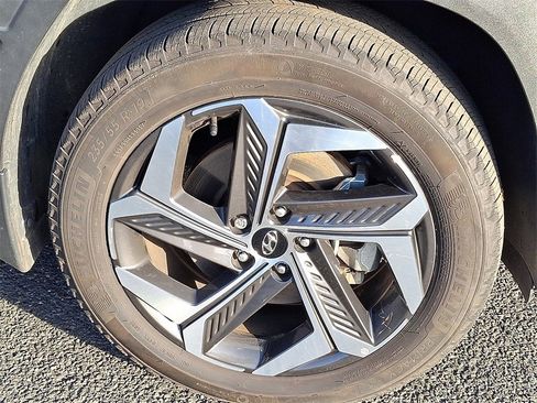 Used 2023 Hyundai Tucson Limited w/ Cargo Package image 9