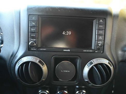 Used 2016 Jeep Wrangler Unlimited Sport image 12