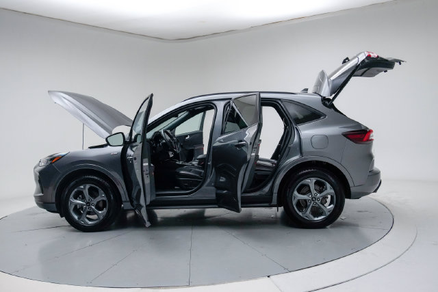 Used 2024 Ford Escape ST-Line w/ Tech Pack #1 AWD/4WD image 19