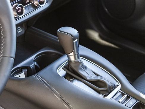 New 2025 Honda HR-V EX-L image 26