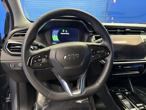 Used 2023 Chevrolet Bolt EUV LT w/ Driver Confidence Package image 13