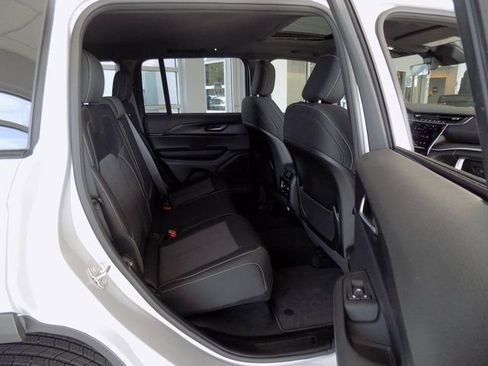 New 2025 Jeep Grand Cherokee Laredo X w/ Luxury Tech Group I RWD image 19