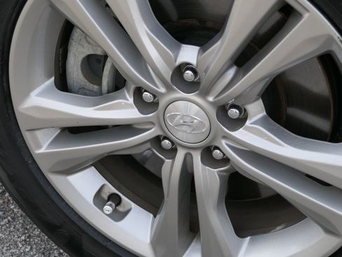 Used 2019 Hyundai Sonata SEL w/ Tech Package 02 image 11