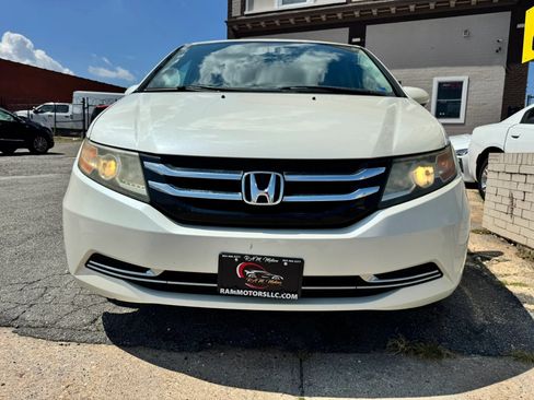 Used 2016 Honda Odyssey SE image 8