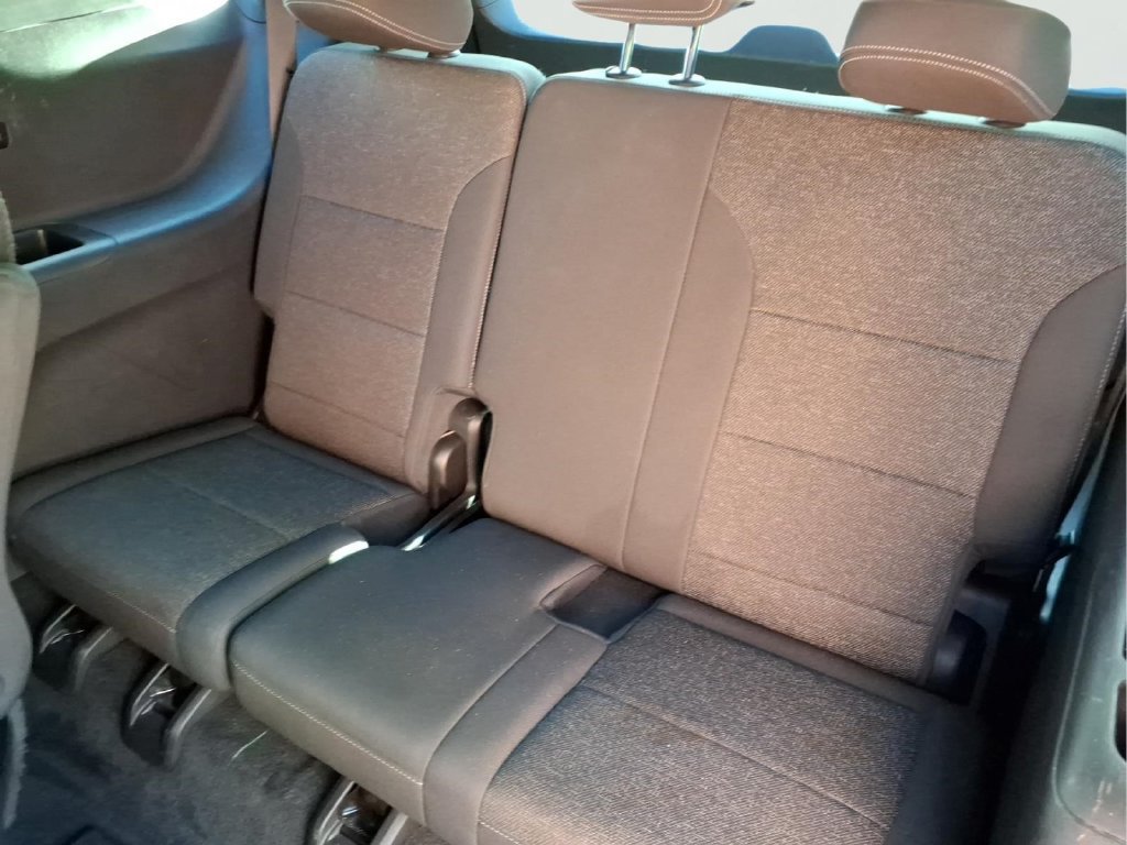 Used 2024 Chevrolet Traverse LT FWD image 20