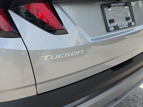 New 2026 Hyundai Tucson Blue SE FWD image 13