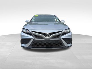 Used 2022 Toyota Camry SE FWD video 2