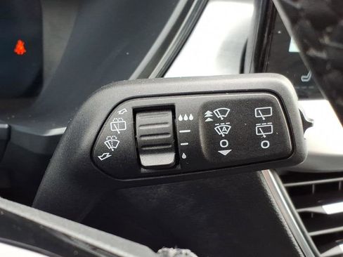Used 2023 Ford Escape Platinum AWD/4WD image 22