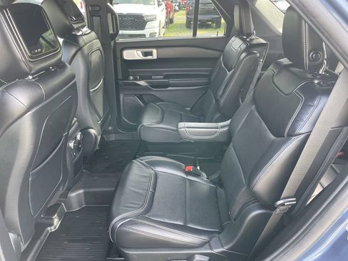 Used 2020 Ford Explorer ST w/ Premium Technology Package AWD/4WD image 38