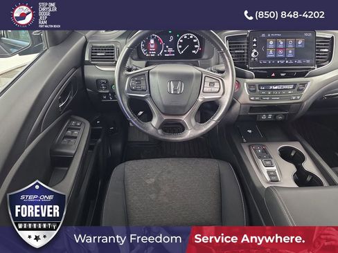 Used 2024 Honda Ridgeline Sport image 13