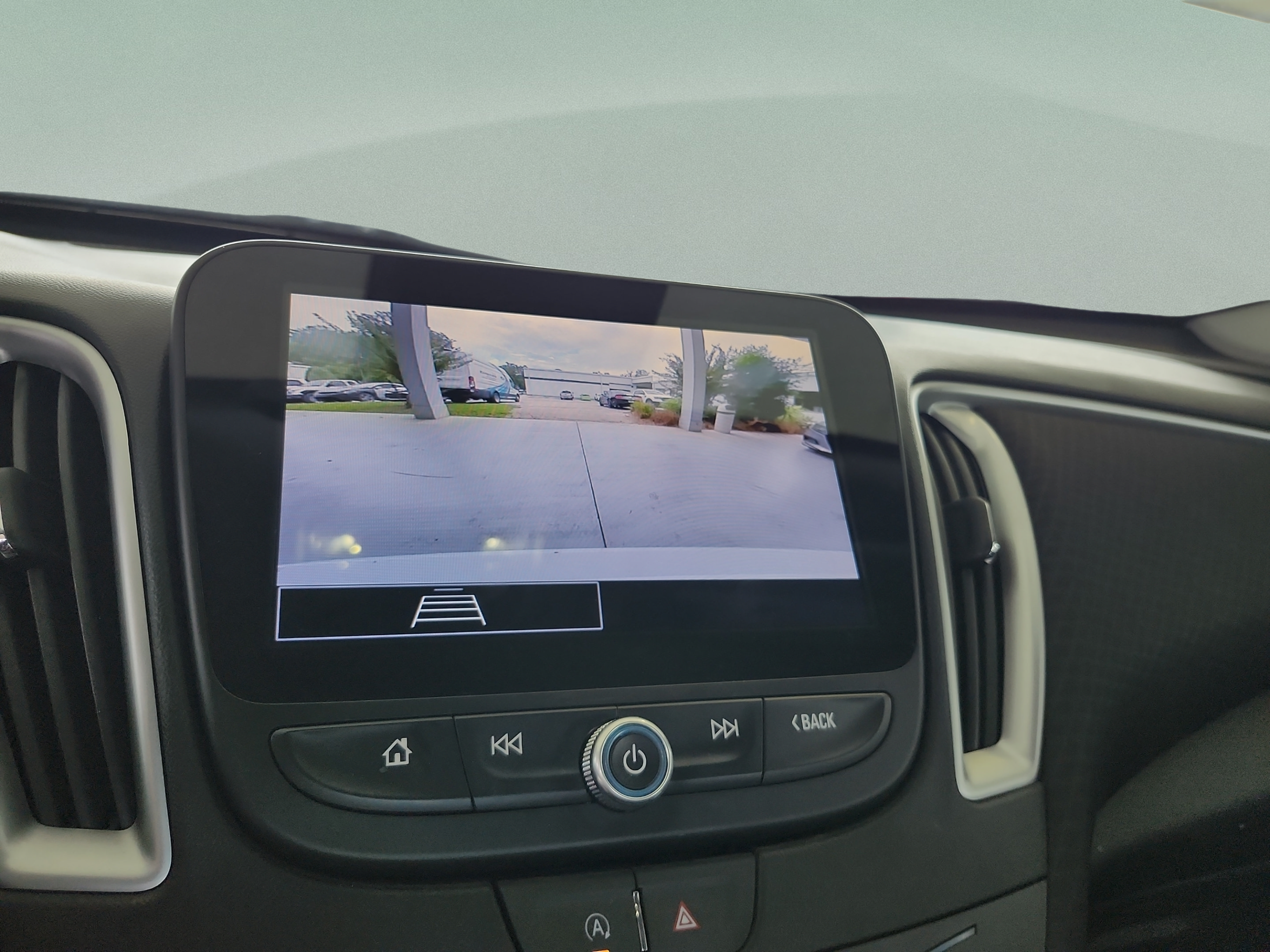 Used 2024 Chevrolet Malibu LT FWD image 23