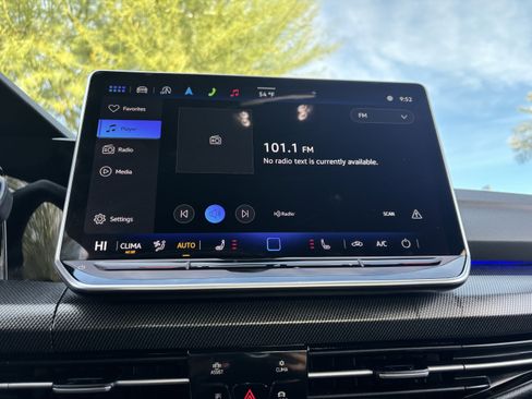 Certified 2025 Volkswagen GTI S image 20