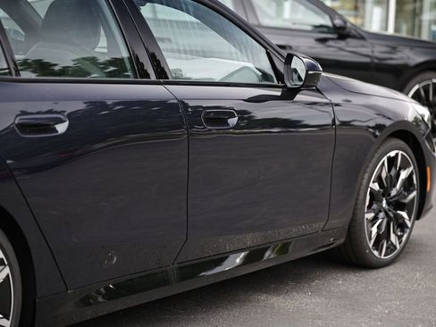 New 2027 BMW 540i xDrive w/ Executive Package AWD/4WD image 8