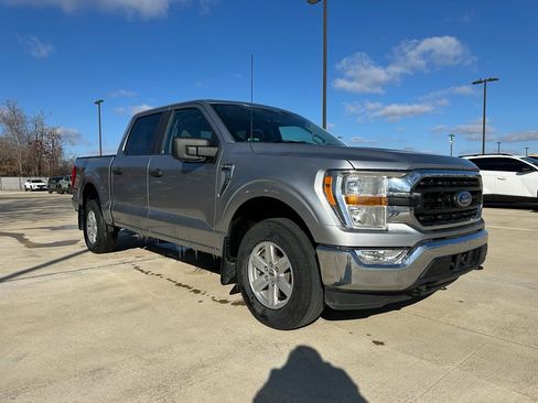 Used 2022 Ford F150 XLT image 3