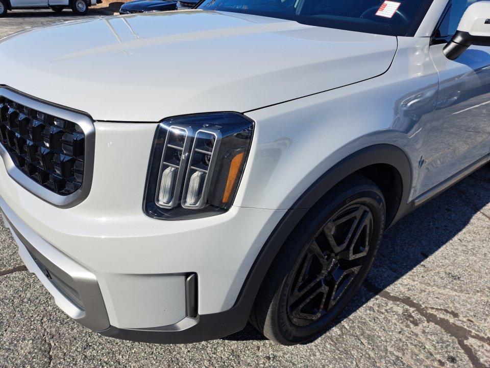 Used 2023 Kia Telluride EX X-Line AWD/4WD image 25