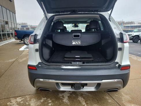 Used 2019 Jeep Cherokee Limited w/ Technology Group image 23