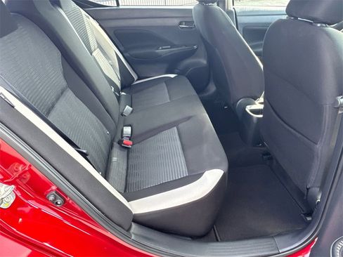 Used 2021 Nissan Versa SV image 16