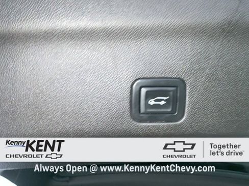 Certified 2023 Chevrolet Tahoe RST image 9