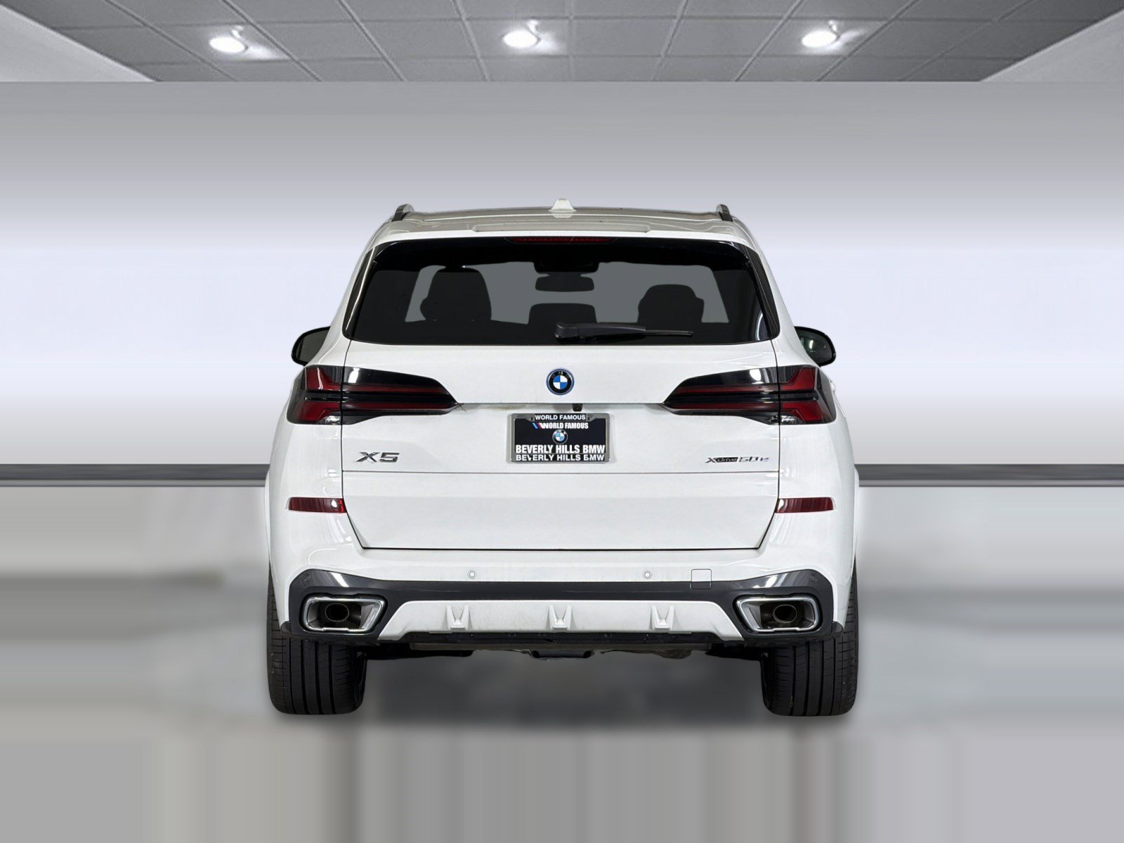 Used 2026 BMW X5 xDrive50e w/ M Sport Package AWD/4WD image 10