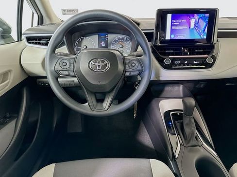 Certified 2025 Toyota Corolla LE image 23