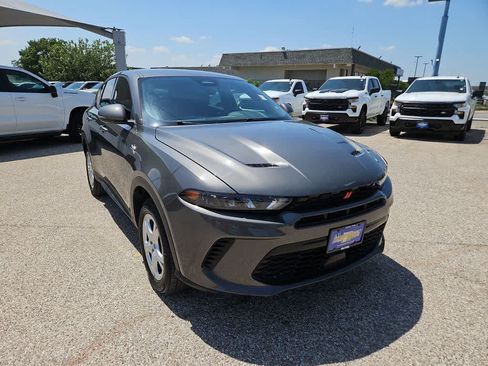 Used 2024 Dodge Hornet GT AWD/4WD image 2
