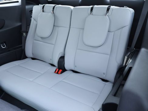 New 2026 Ford Explorer Platinum w/ LUX Leather Package AWD/4WD image 14