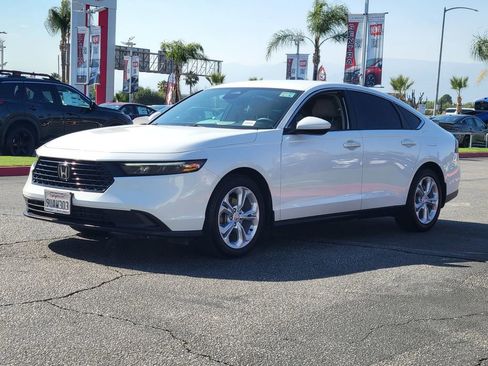 Used 2025 Honda Accord LX image 2