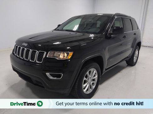 Used 2021 Jeep Grand Cherokee Laredo w/ Security & Convenience Group AWD/4WD image 1