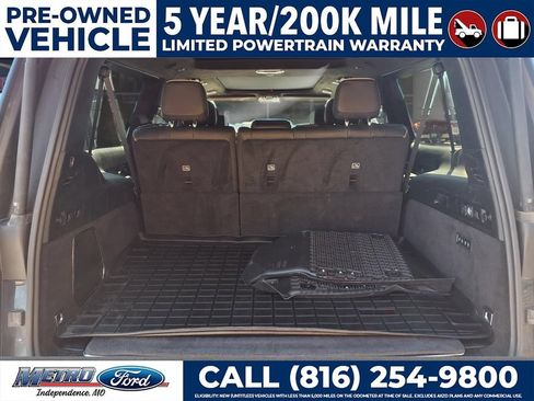 Used 2023 Jeep Grand Wagoneer L Series III w/ Rear Seat Video Group 1 AWD/4WD image 34