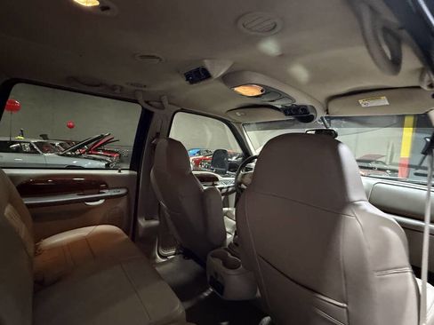 Used 2001 Ford Excursion Limited image 90
