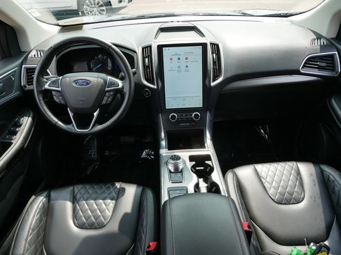 Used 2024 Ford Edge Titanium AWD/4WD image 10