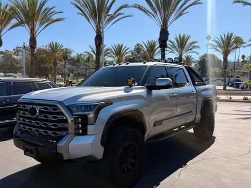 Used 2023 Toyota Tundra Platinum AWD/4WD image 1