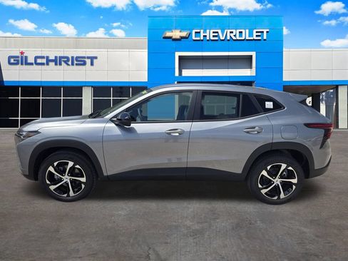 New 2026 Chevrolet Trax RS w/ Driver Confidence Package FWD image 5