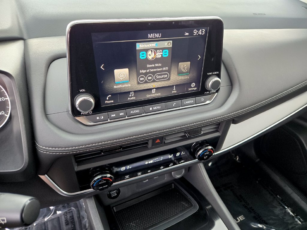 Certified 2026 Nissan Rogue SV FWD image 27