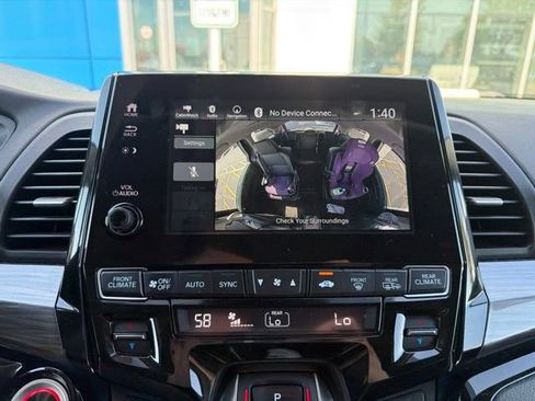Used 2022 Honda Odyssey Elite image 12