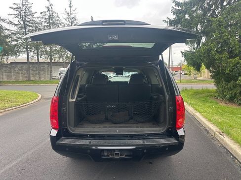 Used 2013 GMC Yukon XL SLT w/ SLT-2 Equipment Package AWD/4WD image 6
