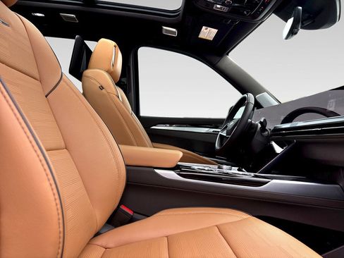 Used 2026 Cadillac Escalade ESV Luxury w/ Touring Package RWD image 10