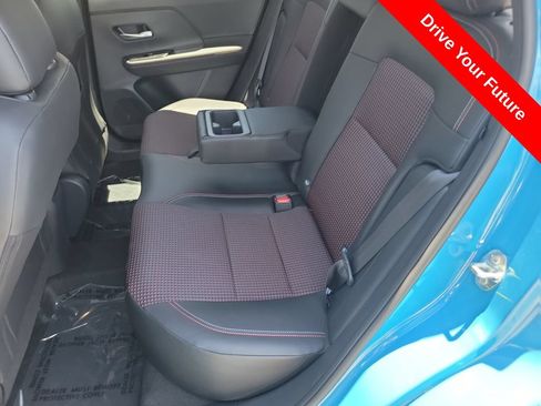 Used 2025 Nissan Kicks SR FWD image 26