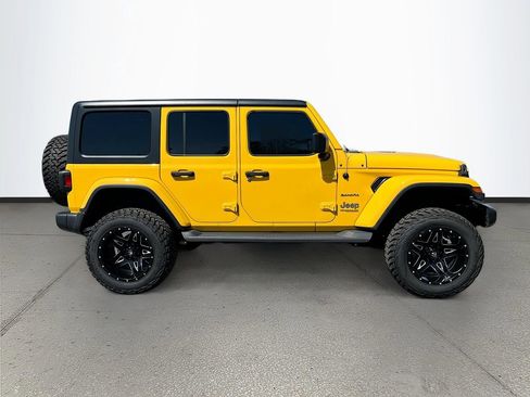 Used 2021 Jeep Wrangler Unlimited Sahara image 8
