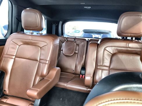 Used 2023 Lincoln Aviator Reserve w/ Elements Package Plus image 23