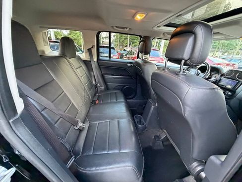 Used 2015 Jeep Patriot High Altitude AWD/4WD image 12