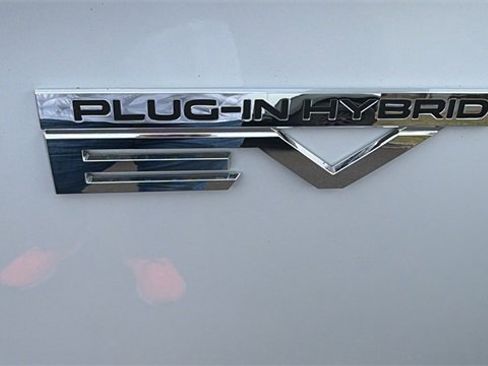 Used 2024 Mitsubishi Outlander 4WD Plug-In Hybrid image 12