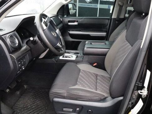 Used 2018 Toyota Tundra SR5 image 12