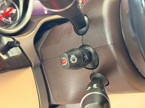 Used 2018 Mercedes-Benz GLE 350 4MATIC image 31