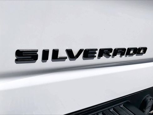 Used 2021 Chevrolet Silverado 1500 LTZ image 58