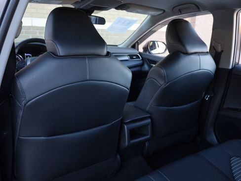 Used 2022 Toyota Camry SE FWD image 18