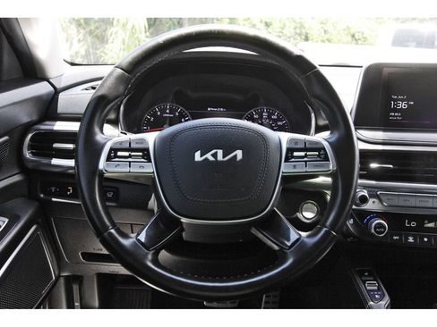 Used 2022 Kia Telluride SX w/ Nightfall Edition Package AWD/4WD image 14