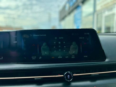 Used 2024 Nissan Ariya FWD image 26