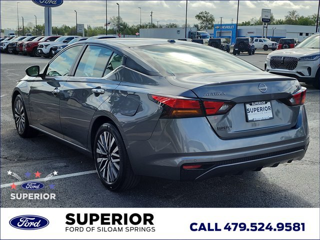Used 2024 Nissan Altima 2.5 SV FWD image 6